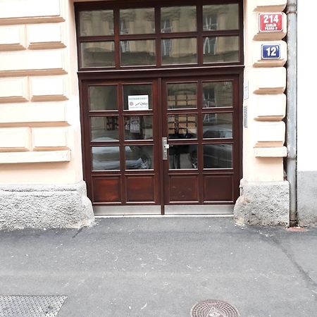 Apartment Za Poricskou Branou Praga Exterior foto